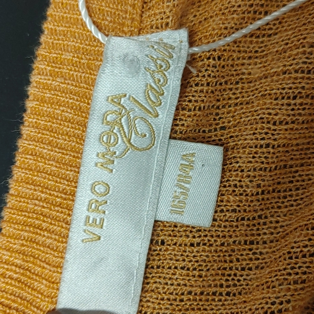 Vero Moda Sweater Size 4 - Picture 3 of 6